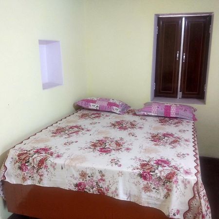 Radha Krishna Home Varanasi Luaran gambar