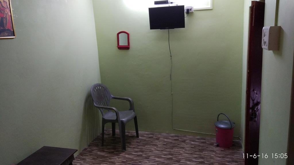 Radha Krishna Home Varanasi Luaran gambar