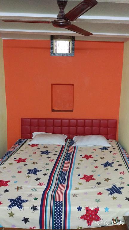 Radha Krishna Home Varanasi Luaran gambar