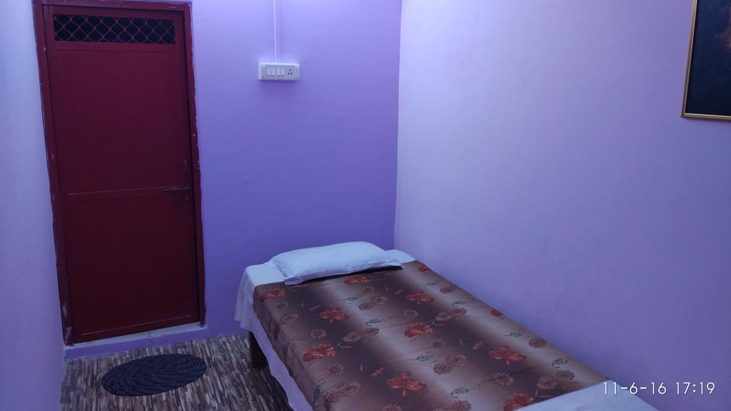 Radha Krishna Home Varanasi Luaran gambar