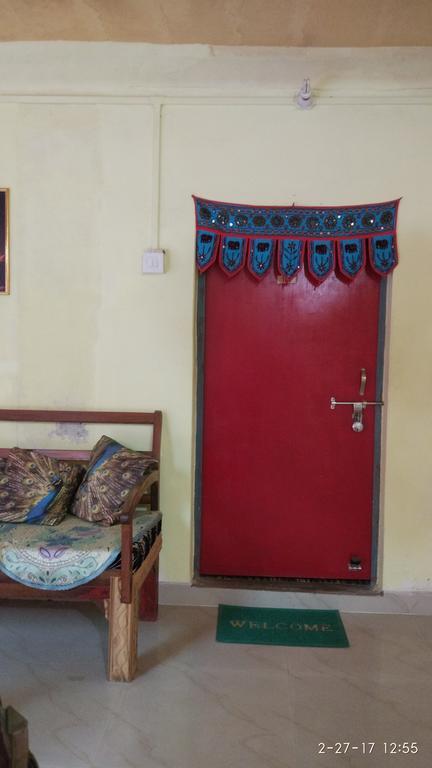 Radha Krishna Home Varanasi Luaran gambar