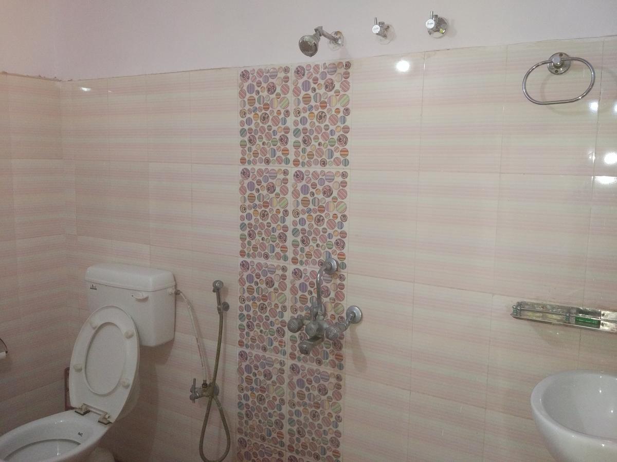 Radha Krishna Home Varanasi Luaran gambar
